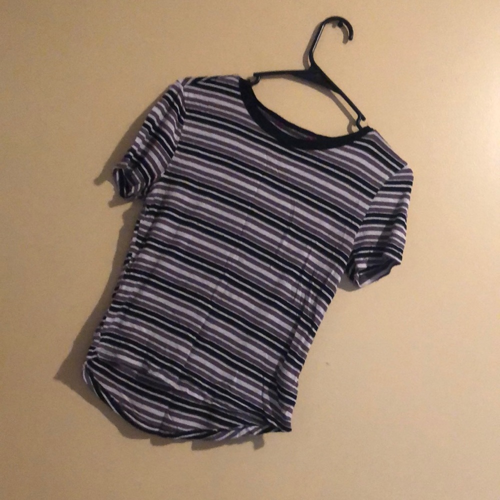 Not sure of the brand, probably a M in womans, black/grey/white stripped.